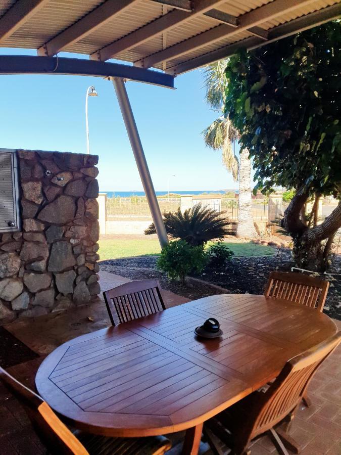 Samson Beach Chalets Point Samson 외부 사진