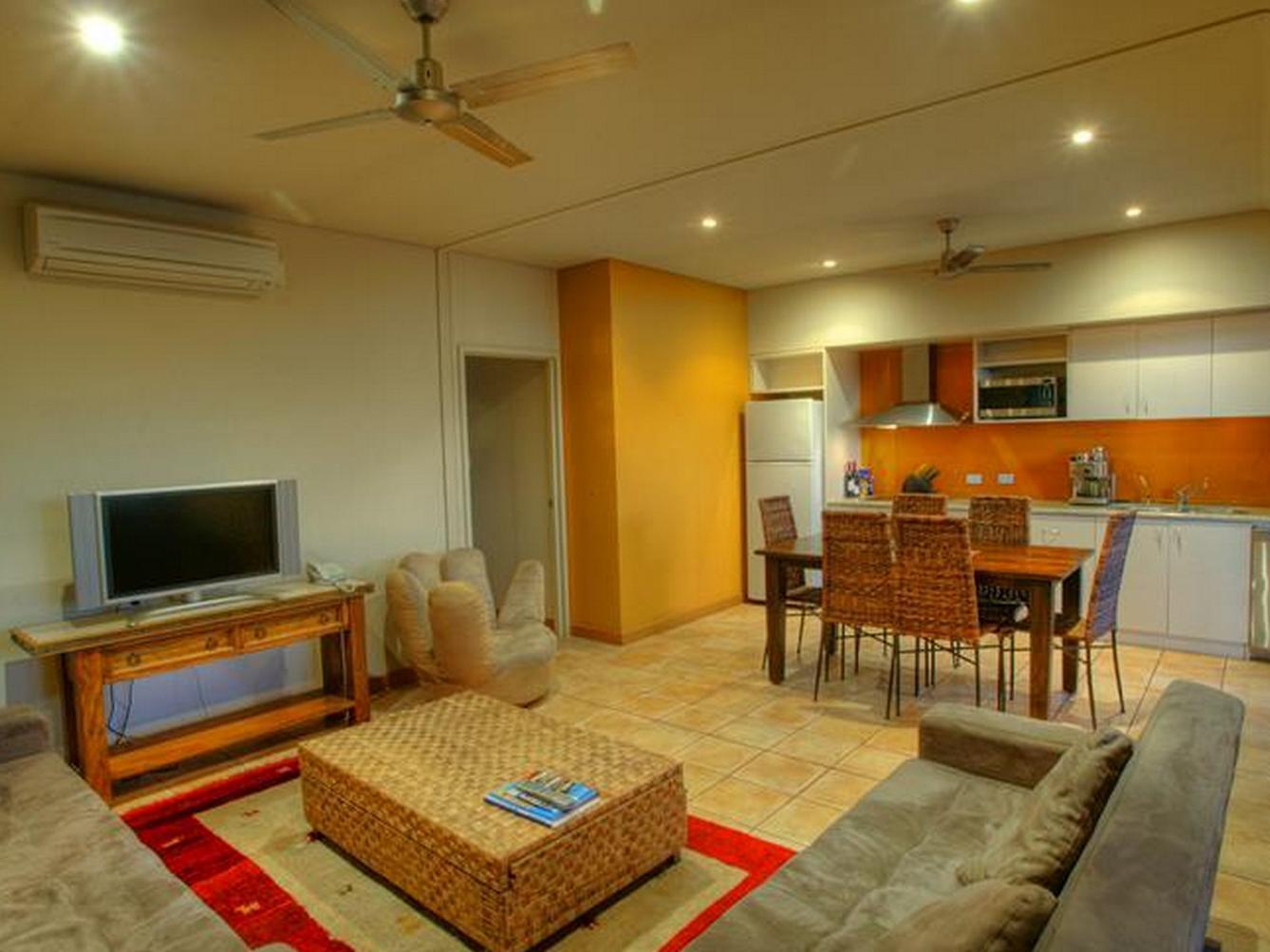 Samson Beach Chalets Point Samson 외부 사진